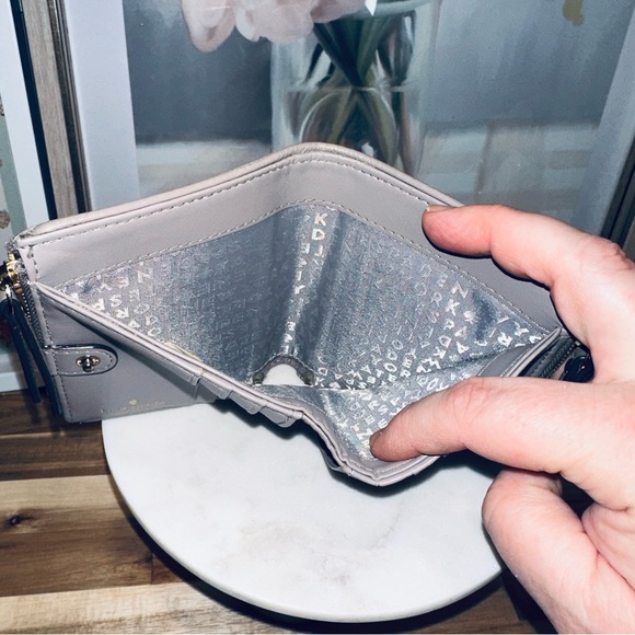 Kate Spade - Larchmont Avenue wallet, - small malea, in Cityscape Taupe - Picture 11 of 12